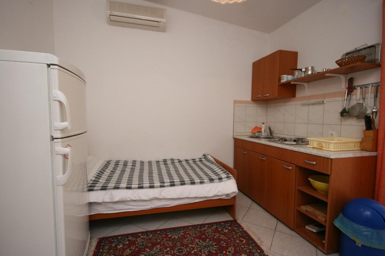 Apartments With A Parking Space Bosana, Pag - 6460 Zewnętrze zdjęcie