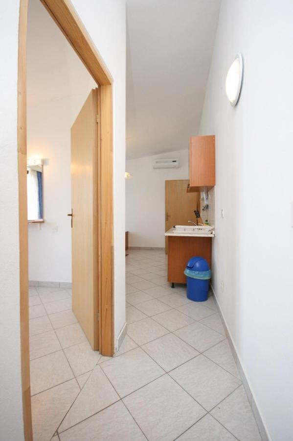 Apartments With A Parking Space Bosana, Pag - 6460 Zewnętrze zdjęcie
